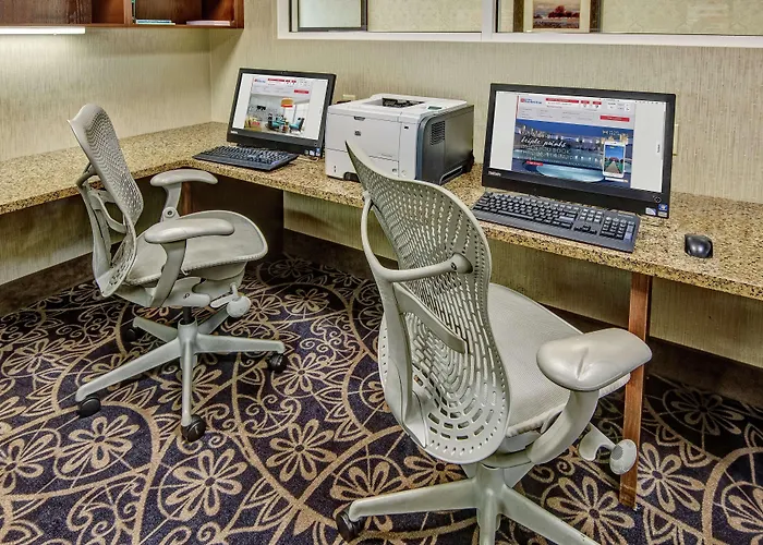 Hilton Garden Midtown Hotel 3*